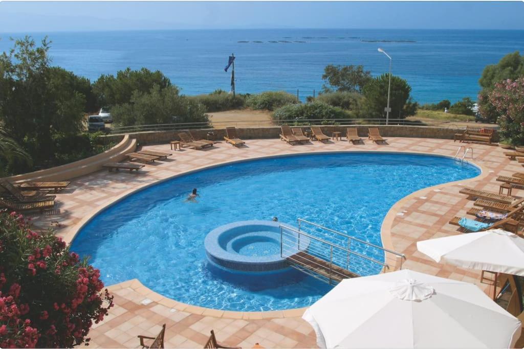 F2 Vue Mer Dans Residence Avec Piscine 阿雅克肖 外观 照片